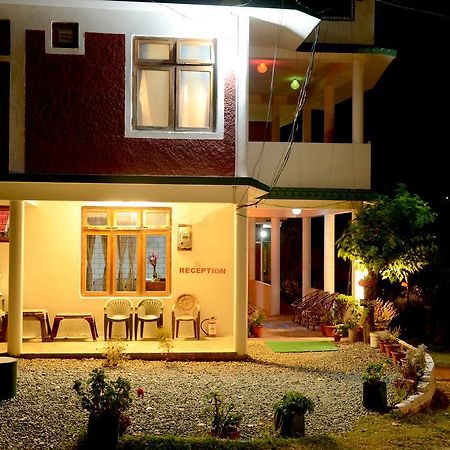 Kalawati Retreat Eco Village Resort Ranikhet Eksteriør billede