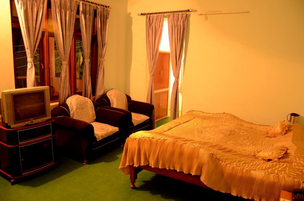 Kalawati Retreat Eco Village Resort Ranikhet Eksteriør billede