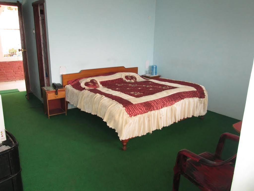 Kalawati Retreat Eco Village Resort Ranikhet Eksteriør billede